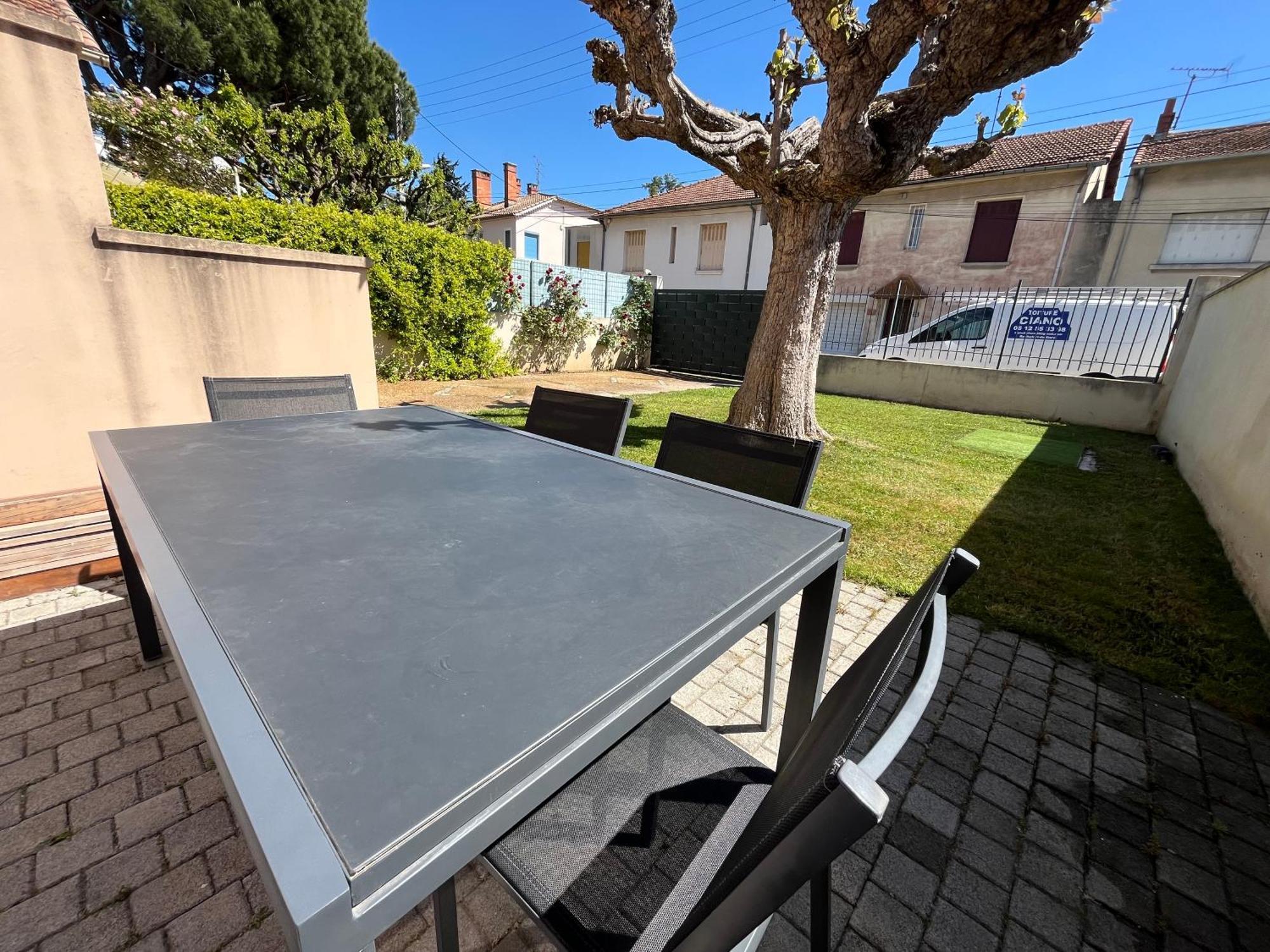 Maison Familiale 3 Chambres, Parking Gratuit Avignon Luaran gambar